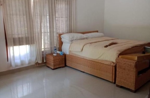 Bondalem House | Oemah Bajangan to the Beach
