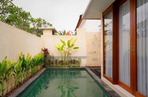 Dewi Sri Villa | One Bedroom Luxury villa and spa with private swimming pool and kitchen