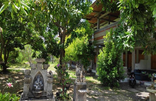 Pemaron Hotel | OYO 90733 Bali Bagus Hotel