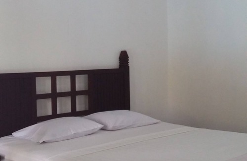 Lovina House | Padang Lovina Sea Side Cottage