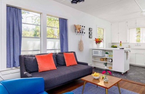 Hyde Park Apartment | ✨ Pastel Studio · Hyde Park · Walk to Food, Fast WiFi & Private Deck ☕