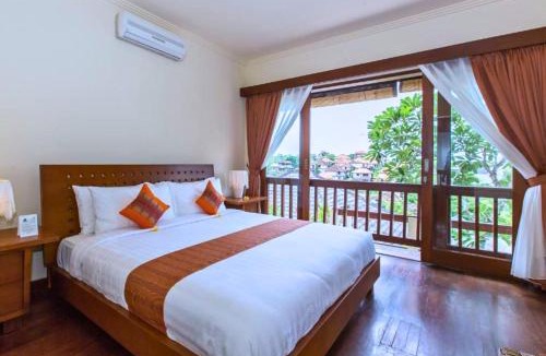 Purwakerti Villa | Pelita Matahari 3 BR Private Pool Villas JU09