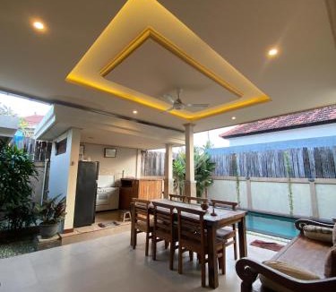 Blahbatuh House | Pering Diamond Villa