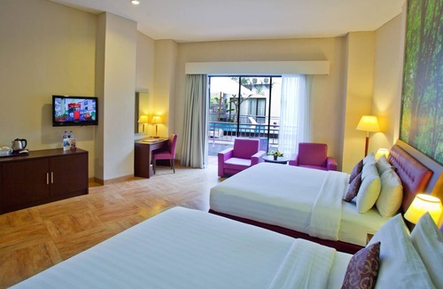 Raya Kuta Apartment | R 1019 Aman studio with WIFI, Daily Shuttle & GYM - Breakfast Inc