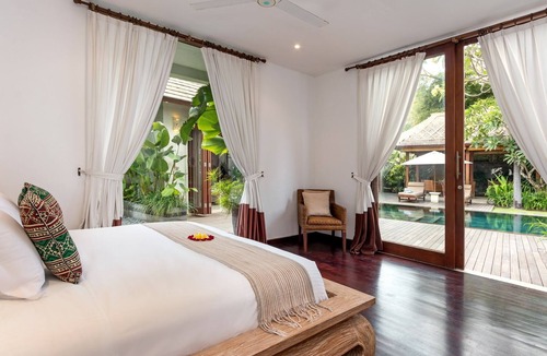 Batubelig Villa | Rubina, Luxury 4 Bedroom Villa, Central Seminyak