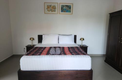 Lovina Bed & Breakfast | Rumah Kanyuru
