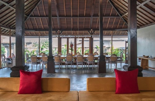 Mengwi House | Rumah Tyang Mengwi, Private Pool, Two Bedroom Villa