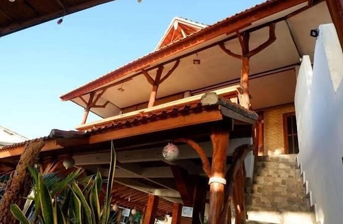 Pecatu Bed & Breakfast | Santai Warung Bali