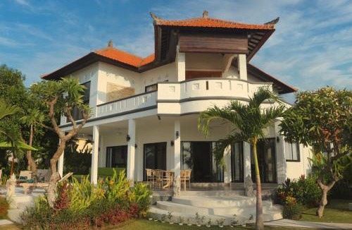 Pemaron Villa | Saujana, Beachvilla with 3 bedrooms