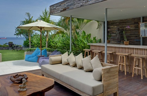 Manggis Villa | Scenic Hilltop Escape with Private Pool – Bali Villa 1030