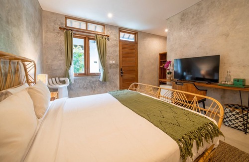 Berawa Bed & Breakfast | Seaside Boutique Hotel 108 (30m from beach)