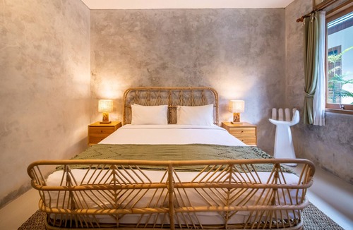 Berawa Bed & Breakfast | Seaside Boutique Hotel 108 (30m from beach)