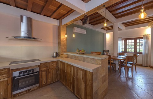 Abang Villa | Stunning villa, quiet retreat, nice volcano view