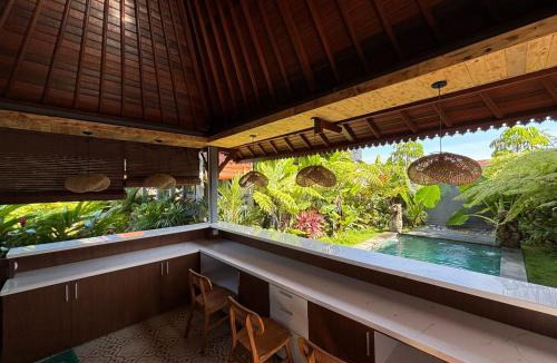 Penatih Villa | Swikara White House
