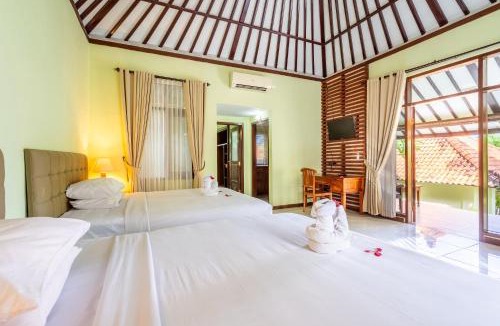 Tumbu Village Resort | Taman Surgawi Resort & Spa