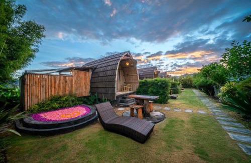 Toya Bungkah Cabin | Tegal Bamboo Cottages & Private Hot Spring