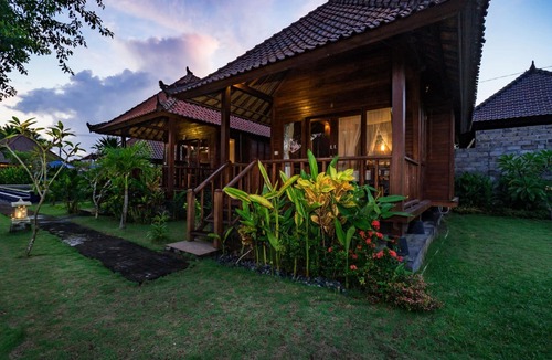 Mushroom Bay Villa | The cozy Lembongan garden view