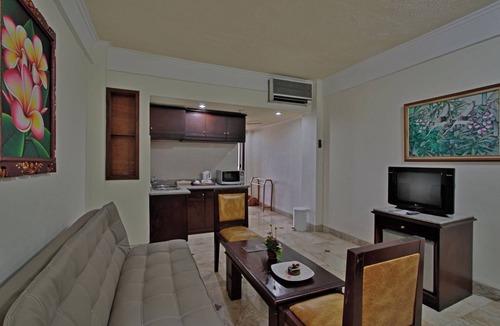 Legian Hotel | The Jayakarta Bali