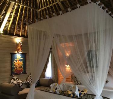 Mushroom Bay Resort | The Jingga Villas