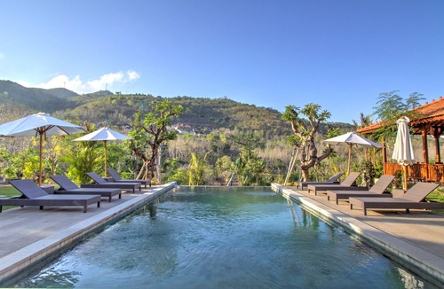 Klumpu Bed & Breakfast | The Klumpu Villa