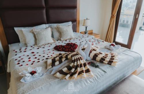 Tampaksiring Bed & Breakfast | The Paddies Villa #delux