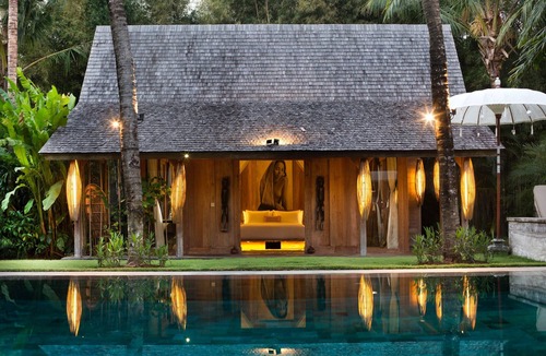 Batubelig Villa | Unique Wooden Private Pool Villa-5 Bedroom