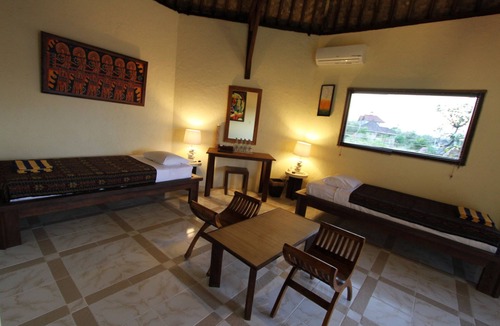 Purwakerti Hotel | Uyah Amed Hotel & Spa Resort