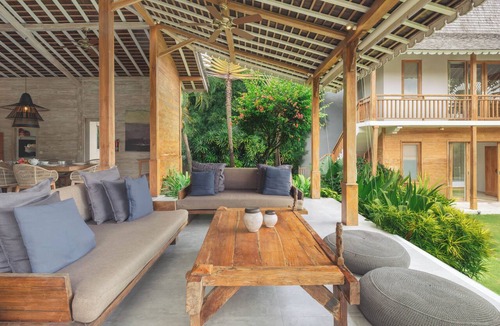 Kerobokan Villa | Villa Alea by Villa Finder