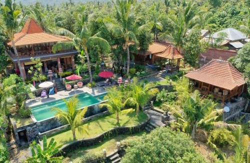 Kubutambahan House | Villa Bantes mps