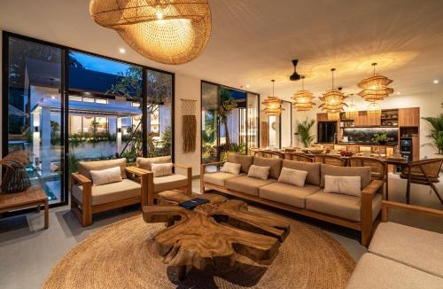 Singakerta Villa | Villa Enjoy Forest by BaliSuperHost