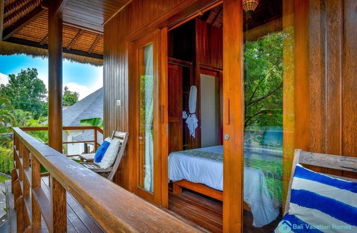 Dencarik Villa | Villa Kamboja ~ Intimate Luxury Beach Villa 3BR