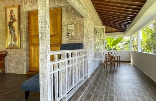 Padangbai Villa | Villa Kayu - Private Villa in Padangbai