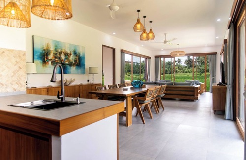 Tampaksiring Villa | Villa Léna - 3-Bedroom Villa Amidst Ubud's Rice Fields, 180° View