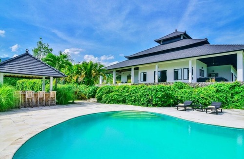 Kalibukbuk Villa | Villa Lovina Residence - Hillside Villa W/ Tennis Court, Private Pool, and Staff