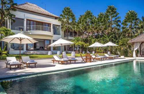 Candi Dasa Villa | Villa Lucia, Bali - White, Bright and Stunning!