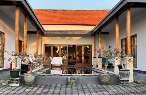 Abang Villa | Villa Rosa east Bali