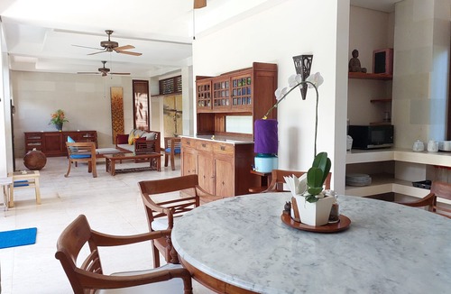 Candi Dasa Villa | Villa Rumah Isah