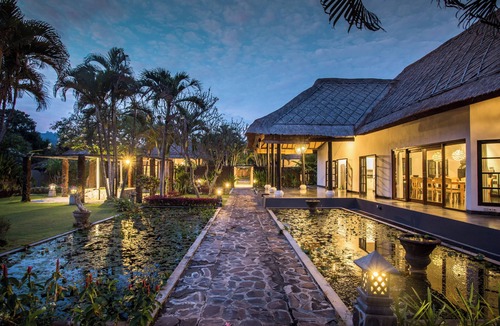Dencarik Villa | Villa Rumah Rindu, Lovina