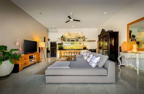 Drupadi Villa | Wonderful 2BR Villa, Near The Beach, Seminyak! W/Private Swimming Pool!