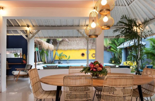 Petitenget Villa | Work From Home @Eclectic 3BR Tropical Stylish Private Villa Walk to Beach