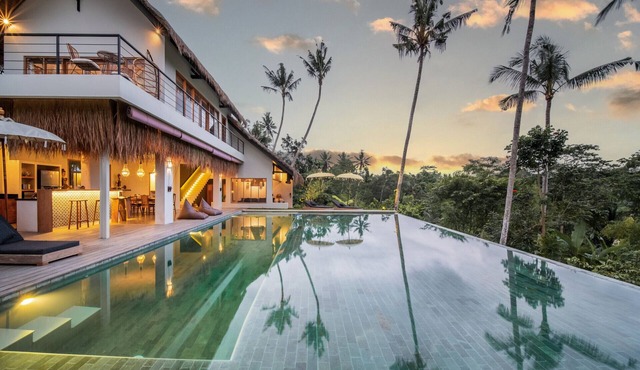 Infinity Pool Yoga Shala Ubud Jungle Escape