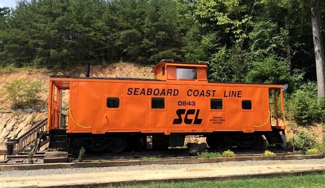 Unique Caboose Accommodation for a Getaway near Asheville, North Carolina
