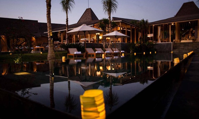 Kerobokan Villa | 1070 m² Villa ∙ 12 bedrooms ∙ 24 guests