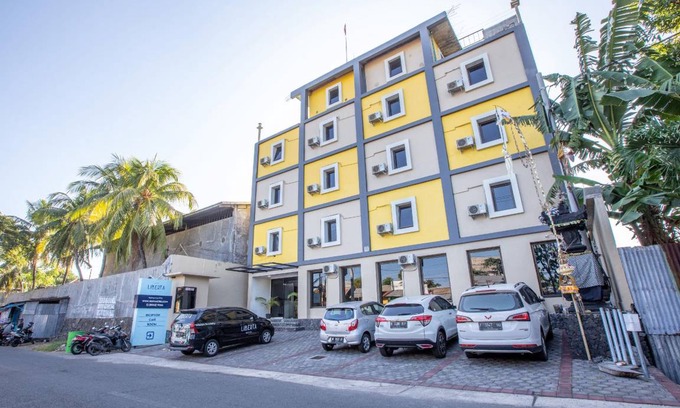 Banjartegehe Hotel | 16 m² Hotel ∙ 2 guests