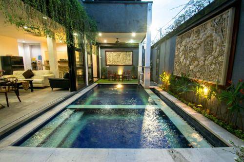 Legian City-Centre Villa | 300 m² Villa ∙ 3 bedrooms ∙ 8 guests