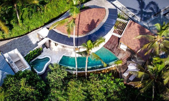 Peliatan Villa | 400 m² Villa ∙ 2 bedrooms ∙ 4 guests