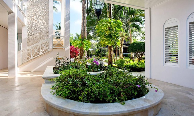 Medahan Villa | 4500 m² Villa ∙ 6 bedrooms ∙ 12 guests