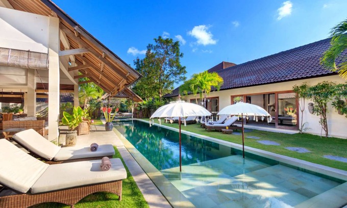 Seminyak Villa | 512 m² Villa ∙ 5 bedrooms ∙ 10 guests