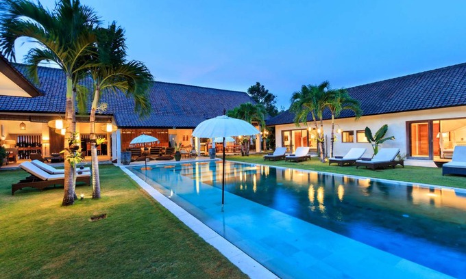 Seminyak Villa | 850 m² Villa ∙ 6 bedrooms ∙ 12 guests