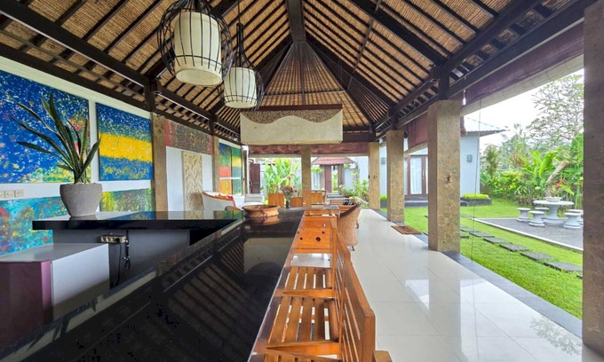 Taro Hotel | Belvilla Bunga Matahari Ceking Rice Terrace